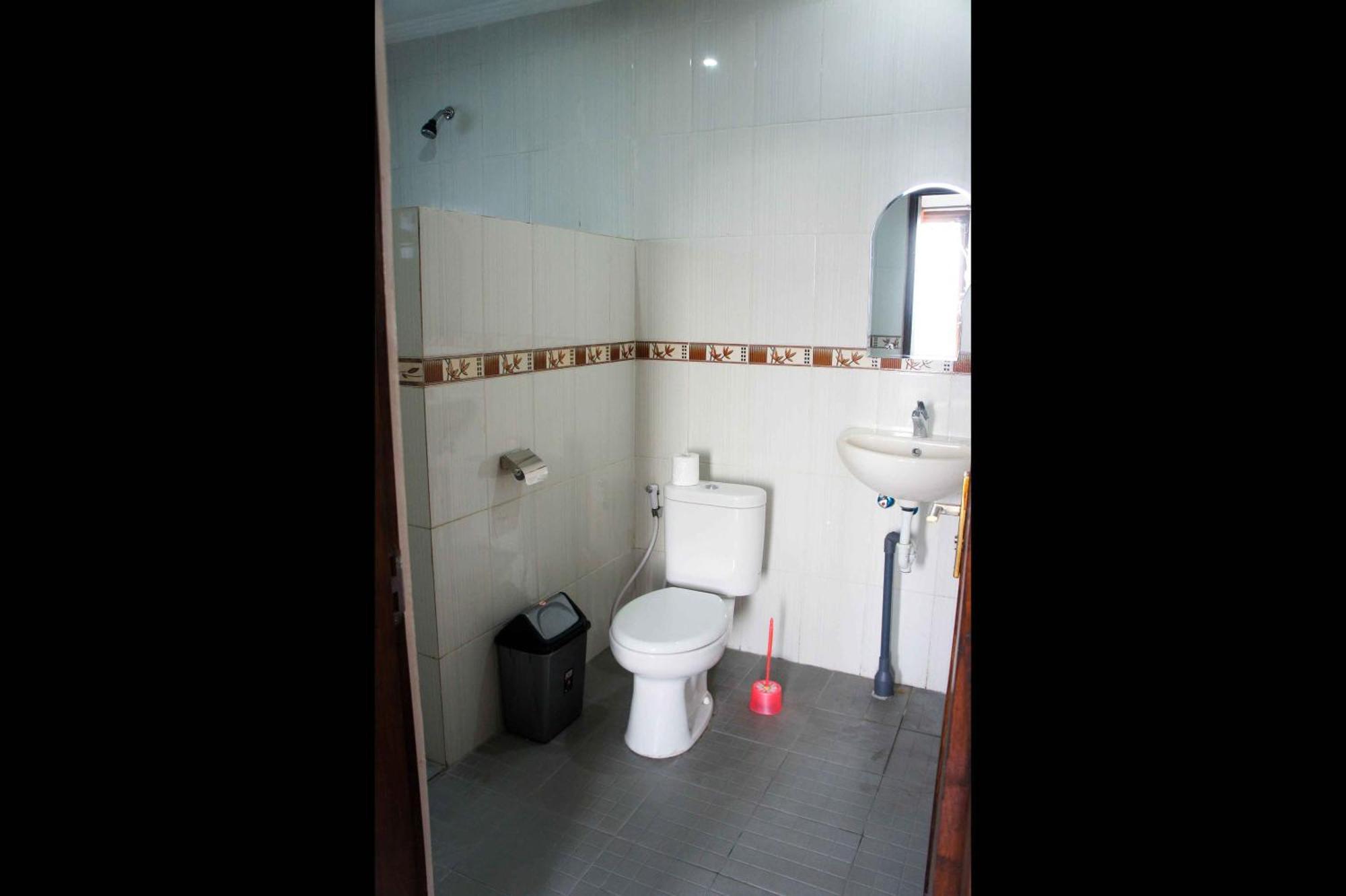 Adi Homestay Canggu Habitación foto